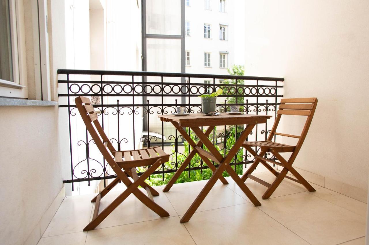 City Center - Golden Apartments - Dobr11A Варшава Екстериор снимка